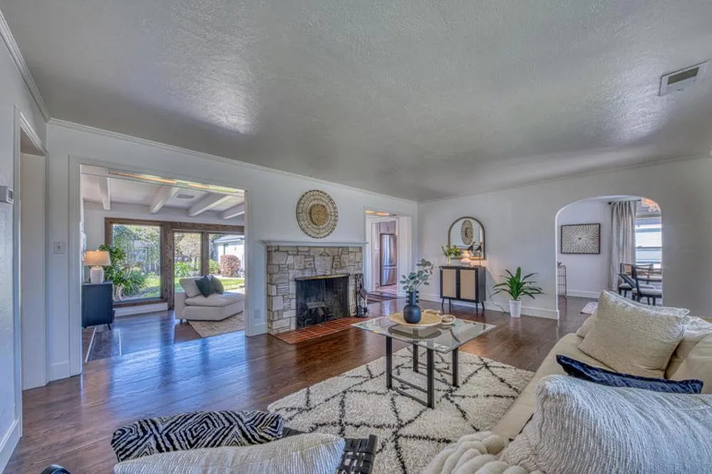 8 San Pedro Street Salinas, CA 93901
