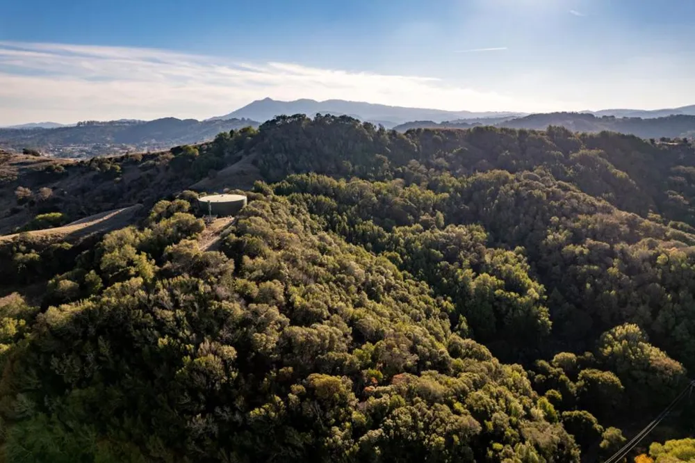 833 Appleberry Drive San Rafael, CA 94903