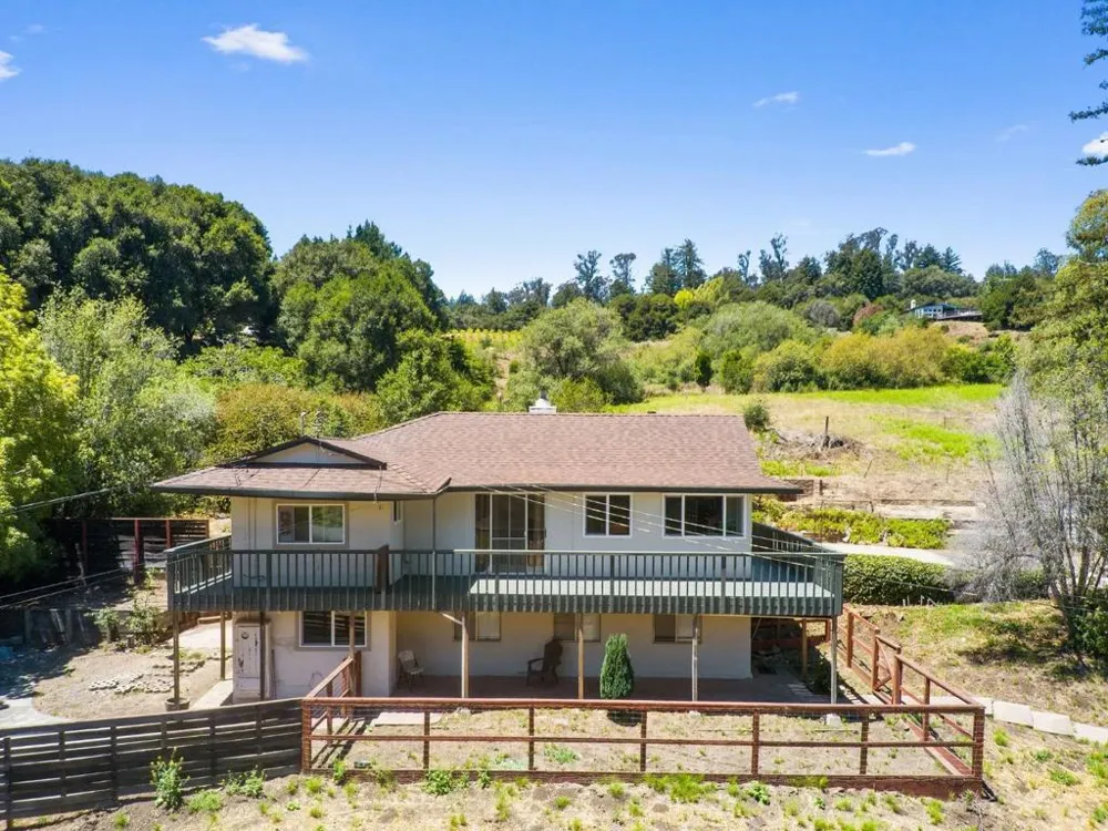 7025 Glen Haven Road Soquel, CA 95073