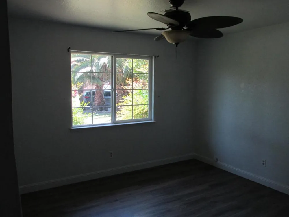320 Mccarthy Street Hollister, CA 95023