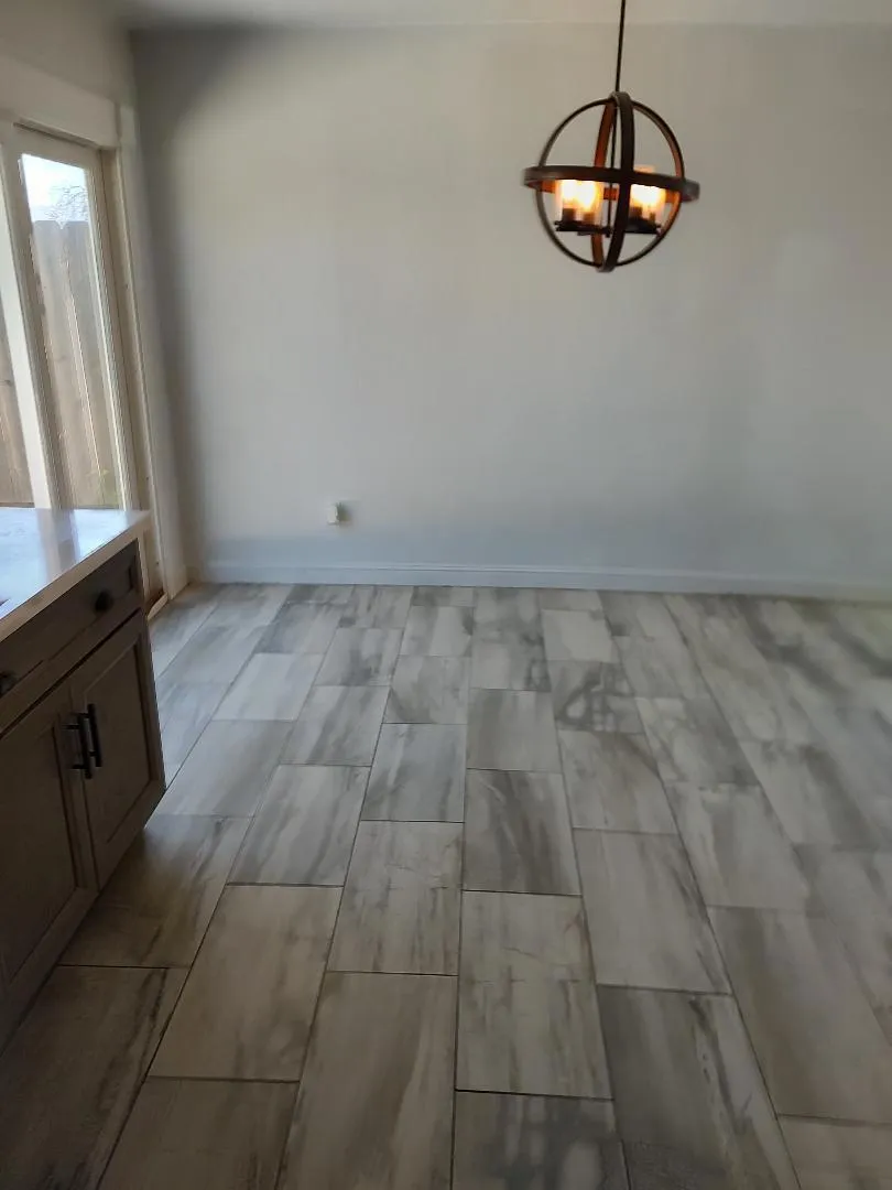 320 Mccarthy Street Hollister, CA 95023