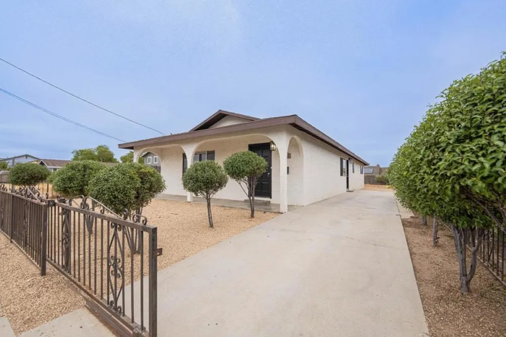1708 Vosti Avenue Soledad, CA 93960