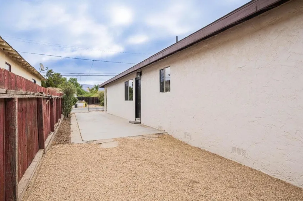 1708 Vosti Avenue Soledad, CA 93960