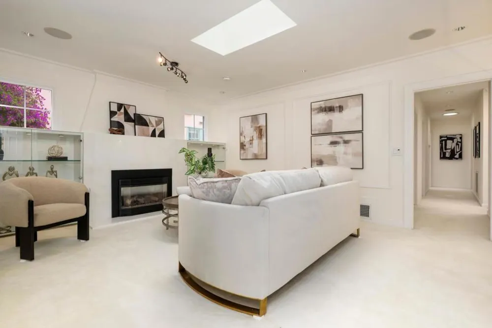 1204 Cortez Avenue Burlingame, CA 94010