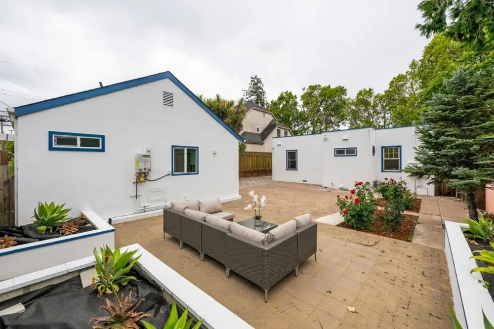 1204 Cortez Avenue Burlingame, CA 94010