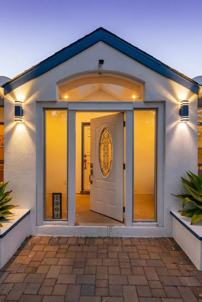 1204 Cortez Avenue Burlingame, CA 94010