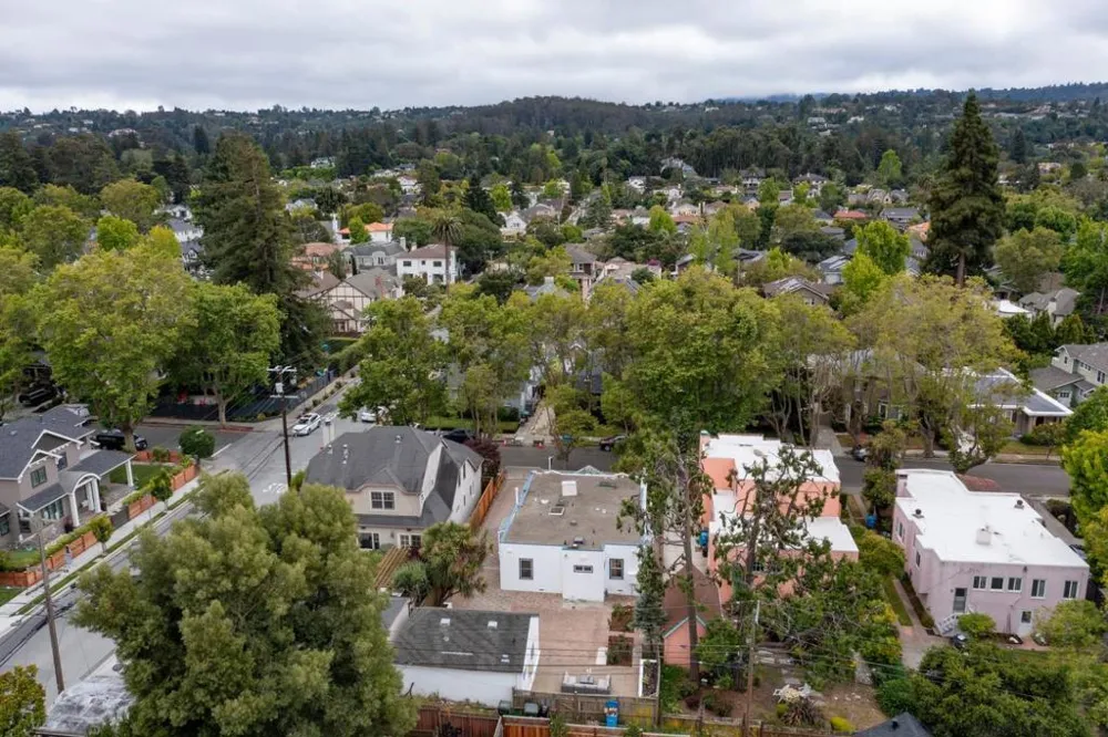 1204 Cortez Avenue Burlingame, CA 94010