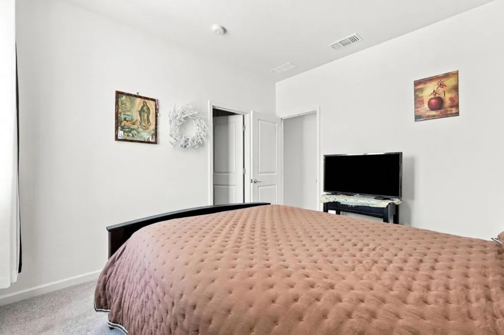 3076 Palomino Hollister, CA 95023
