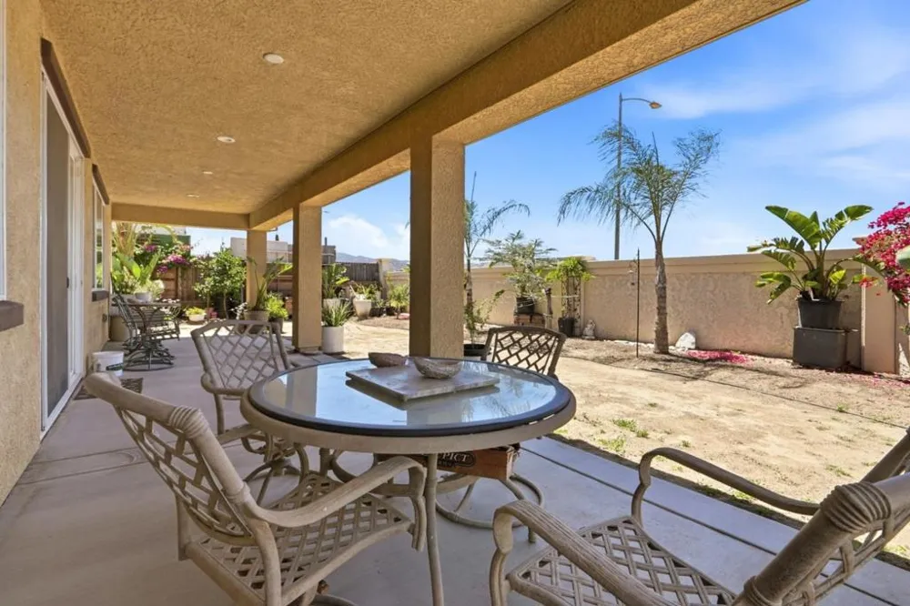 3076 Palomino Hollister, CA 95023
