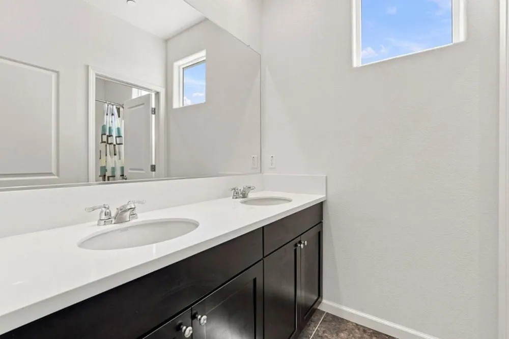3076 Palomino Hollister, CA 95023