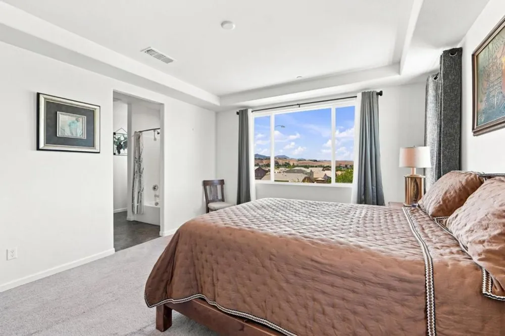 3076 Palomino Hollister, CA 95023