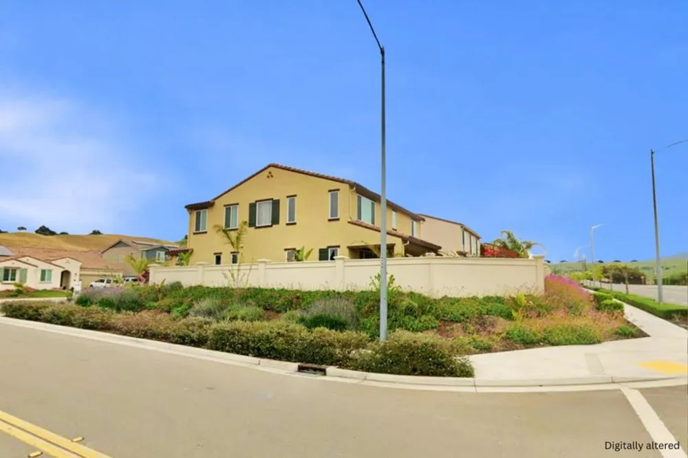 3076 Palomino Hollister, CA 95023