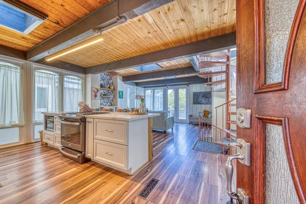 1104 Austin Avenue Pacific Grove, CA 93950