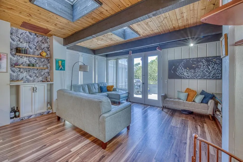 1104 Austin Avenue Pacific Grove, CA 93950