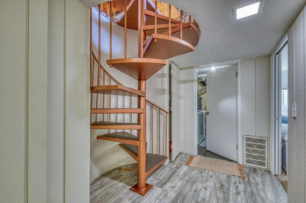 1104 Austin Avenue Pacific Grove, CA 93950