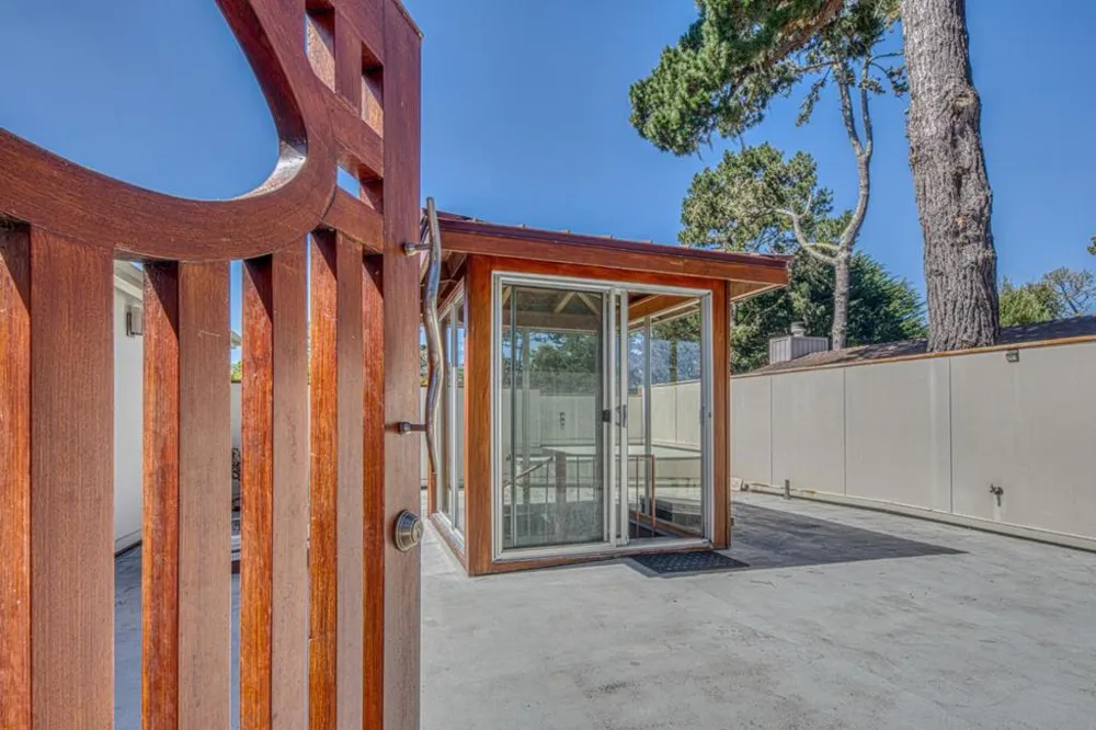 1104 Austin Avenue Pacific Grove, CA 93950