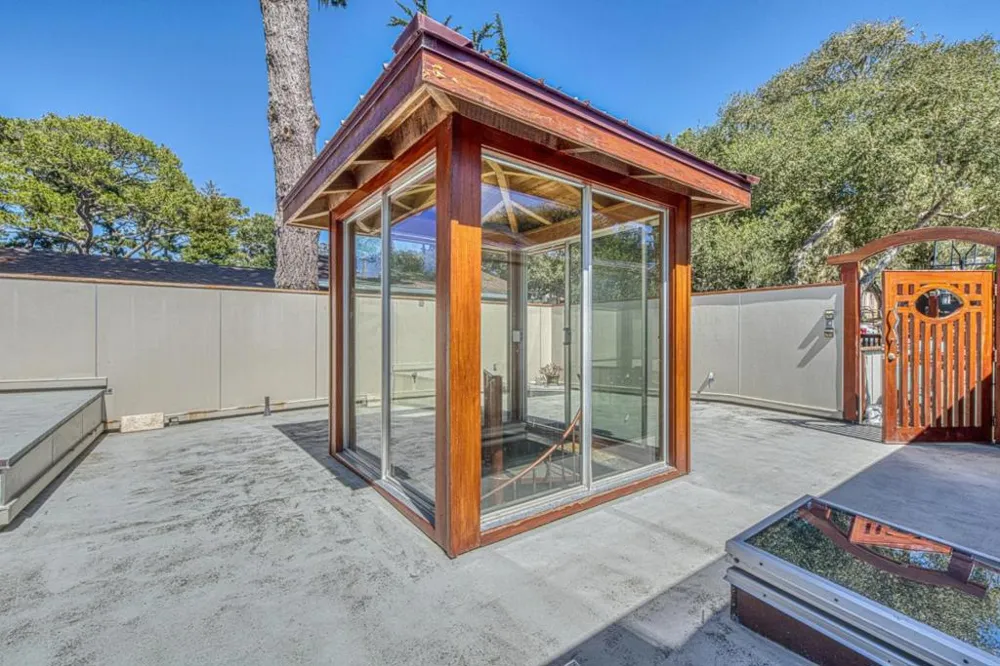 1104 Austin Avenue Pacific Grove, CA 93950