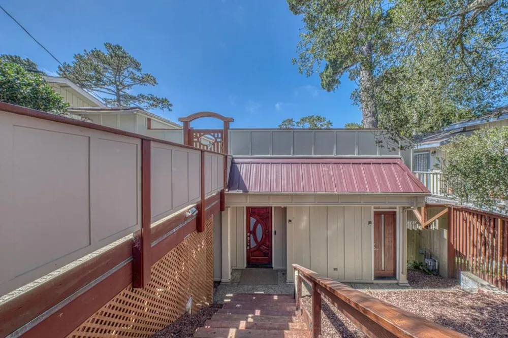 1104 Austin Avenue Pacific Grove, CA 93950