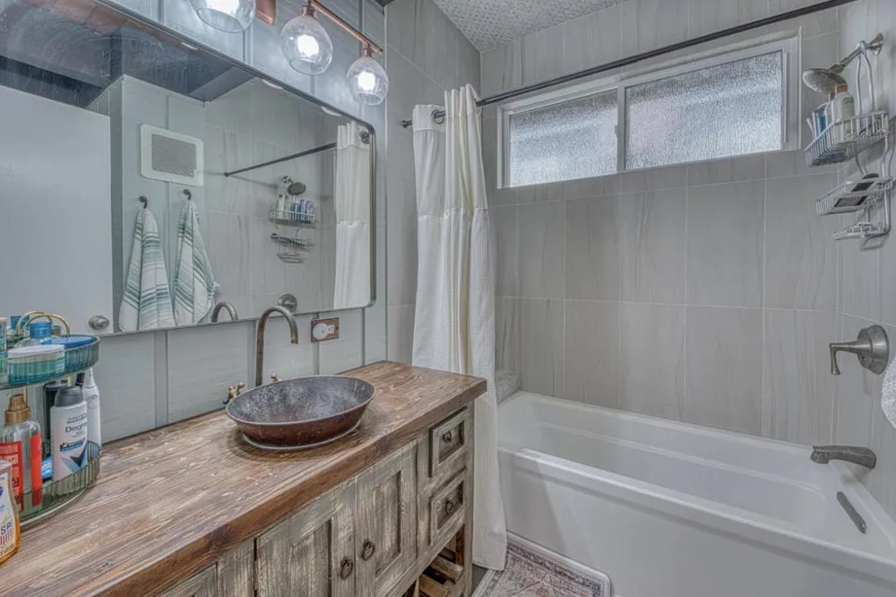 1104 Austin Avenue Pacific Grove, CA 93950