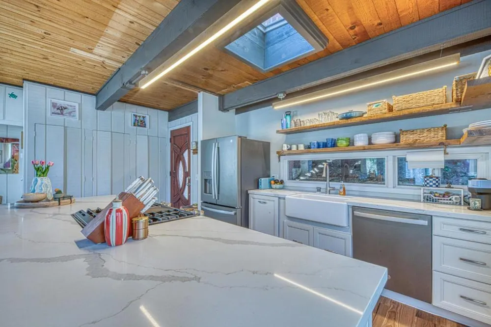 1104 Austin Avenue Pacific Grove, CA 93950