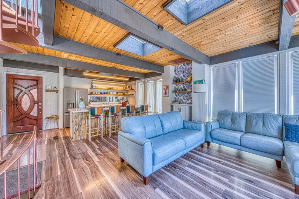 1104 Austin Avenue Pacific Grove, CA 93950