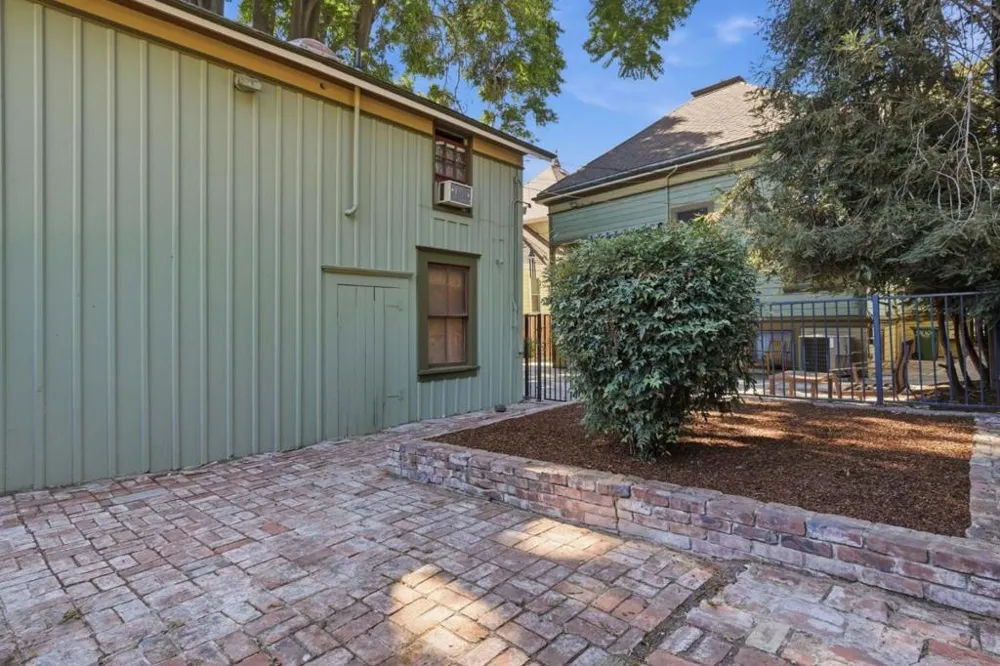396 W San Fernando Street San Jose, CA 95110