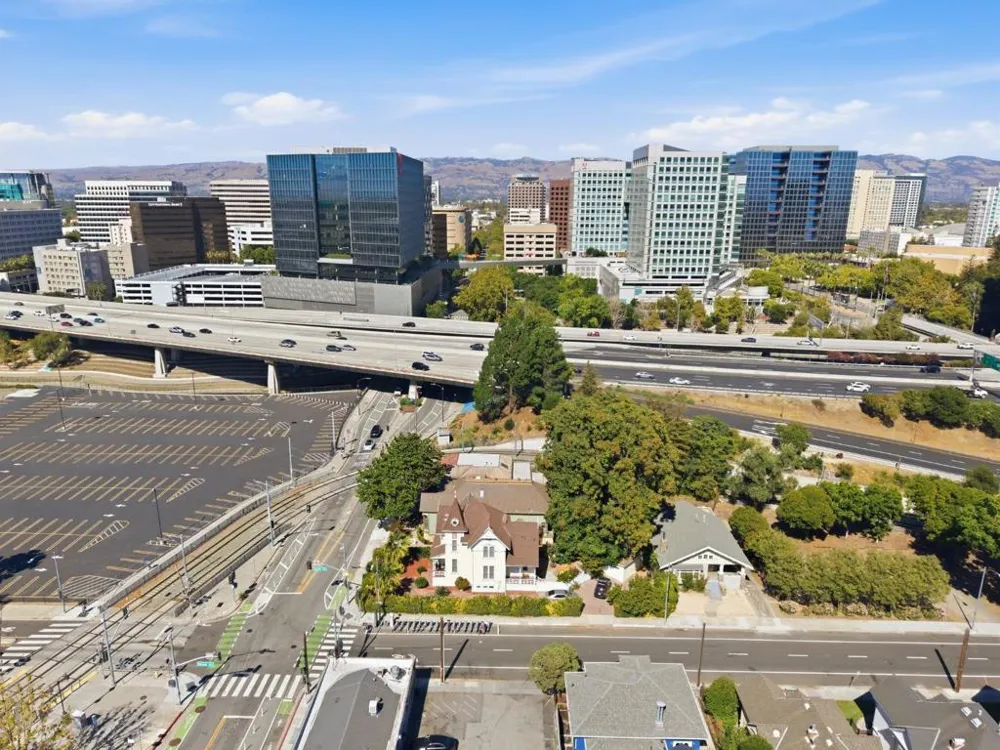 396 W San Fernando Street San Jose, CA 95110