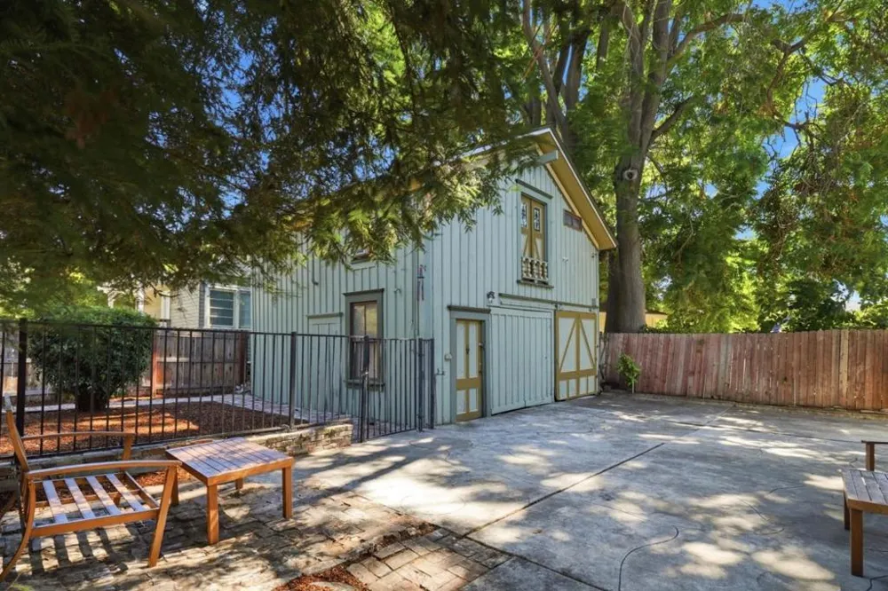396 W San Fernando Street San Jose, CA 95110