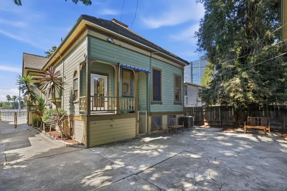 396 W San Fernando Street San Jose, CA 95110
