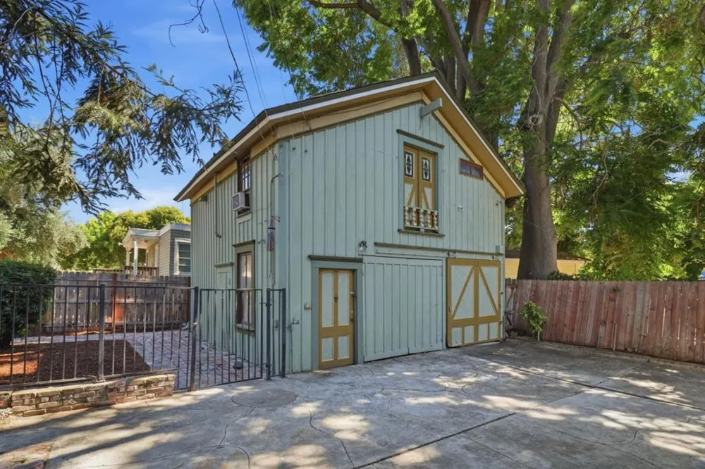 396 W San Fernando Street San Jose, CA 95110