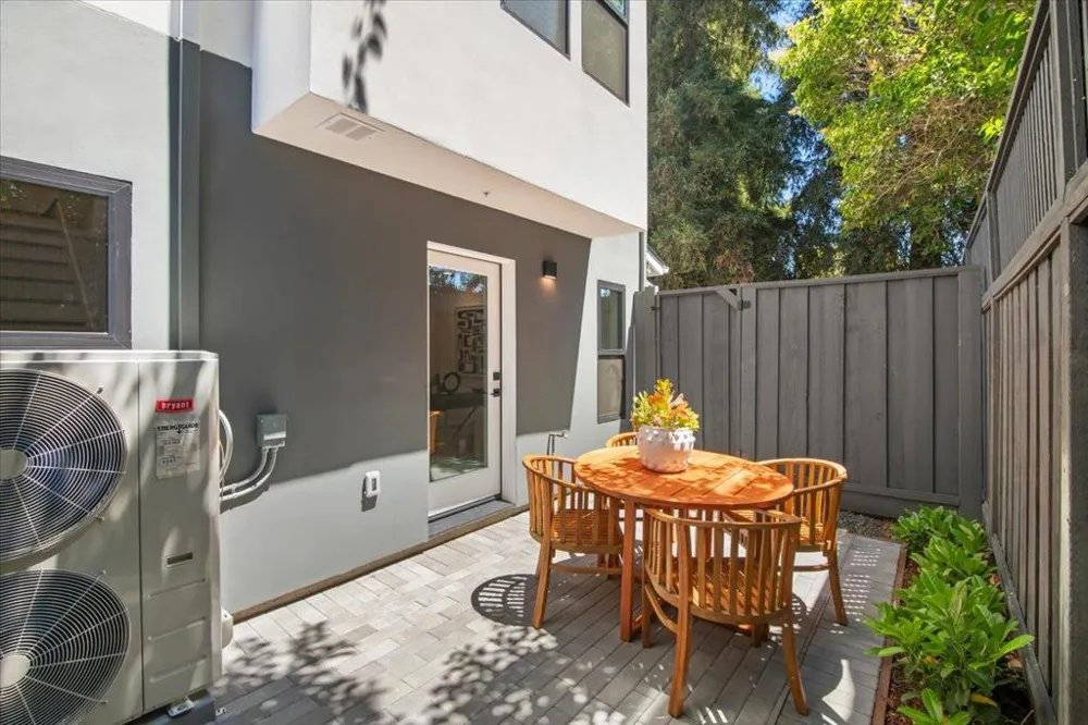 1101 Tartan Lane San Jose, CA 95125
