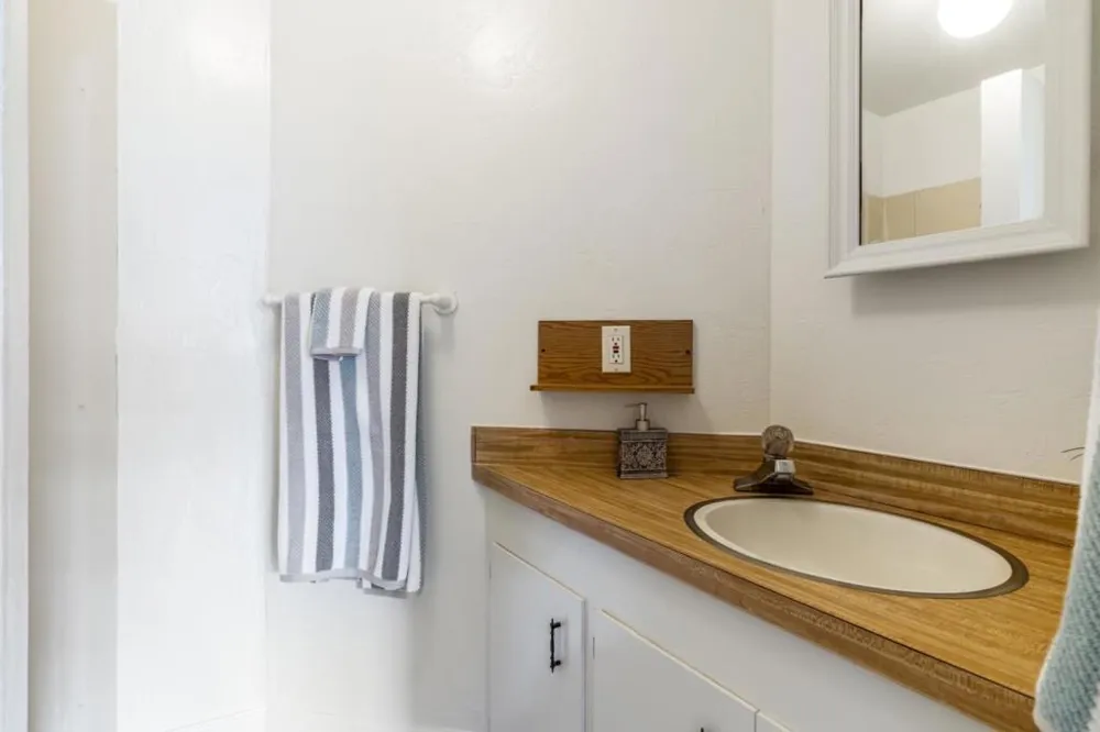 375 Bancroft Way Pacifica, CA 94044