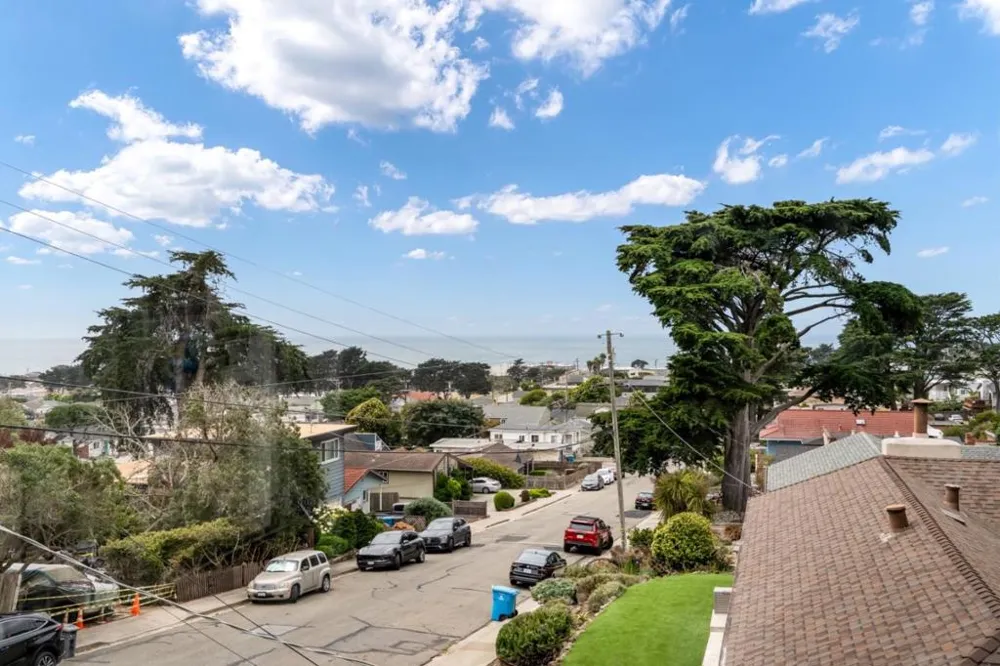 375 Bancroft Way Pacifica, CA 94044