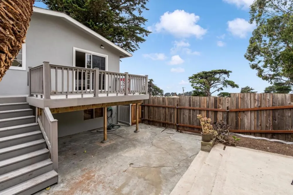 375 Bancroft Way Pacifica, CA 94044