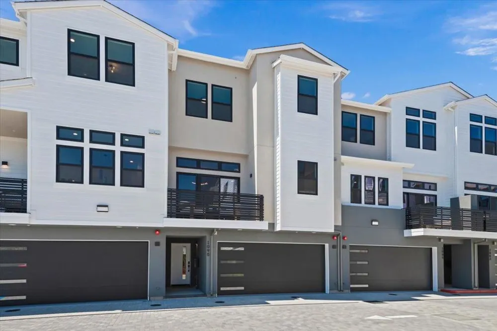 1095 Tartan Lane San Jose, CA 95125