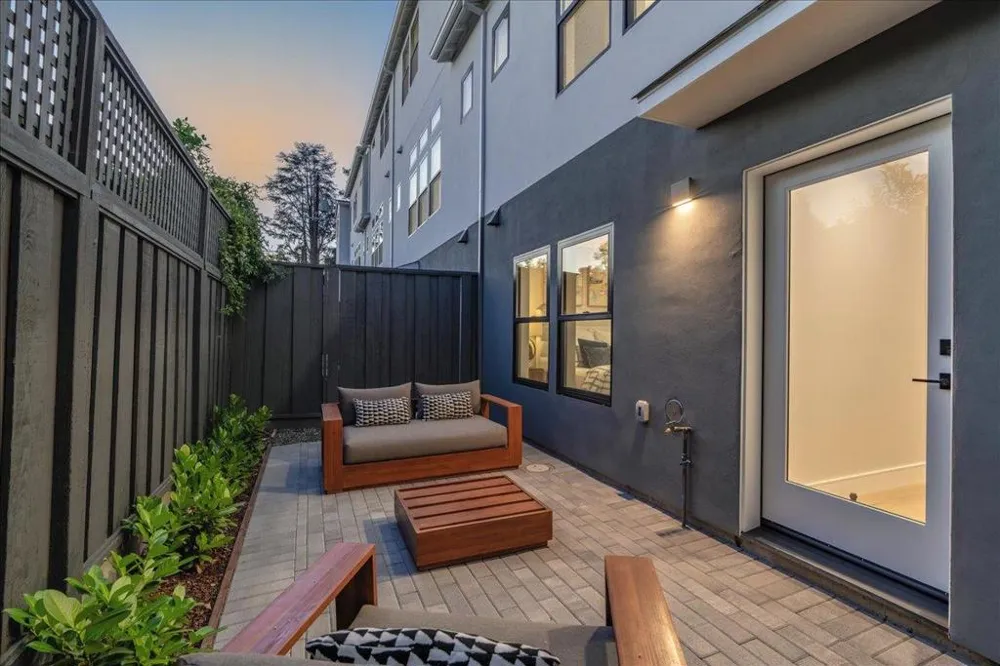 1095 Tartan Lane San Jose, CA 95125