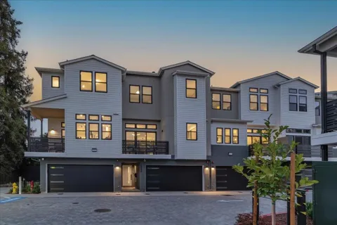 1095 Tartan Lane