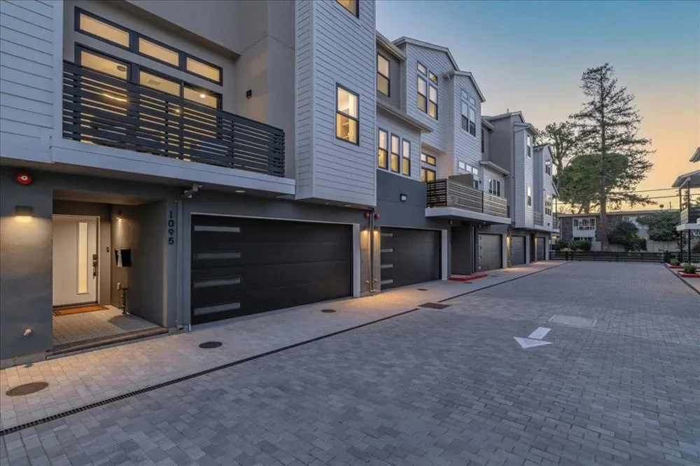 1095 Tartan Lane San Jose, CA 95125