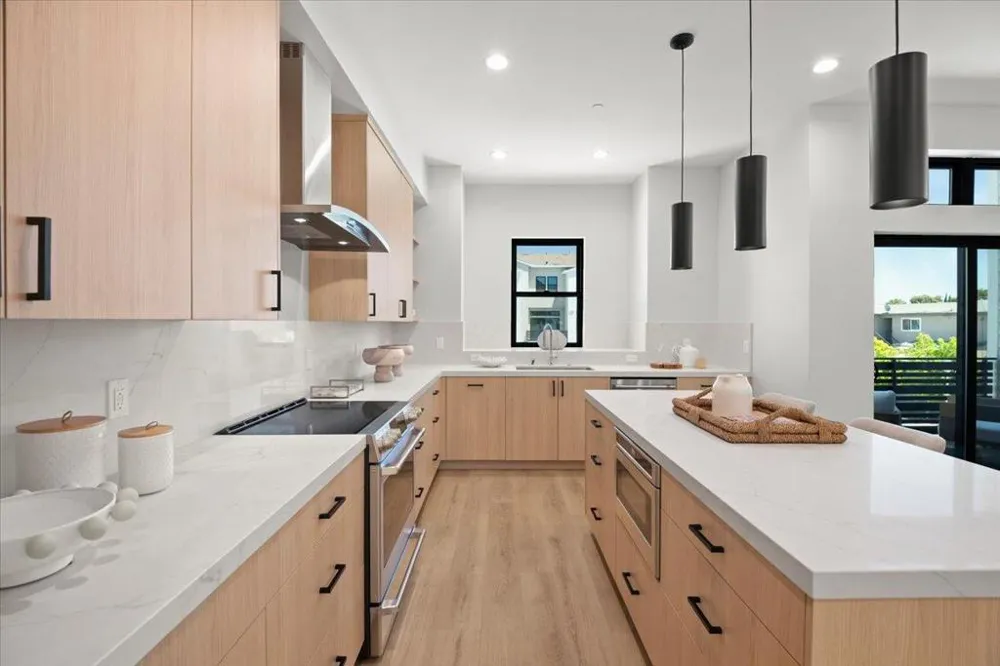 1095 Tartan Lane San Jose, CA 95125