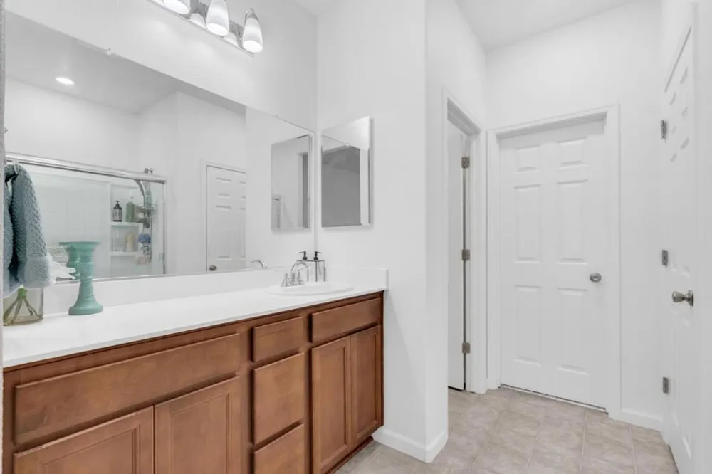 673 Dorset Drive Patterson, CA 95363