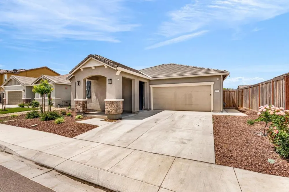 673 Dorset Drive Patterson, CA 95363