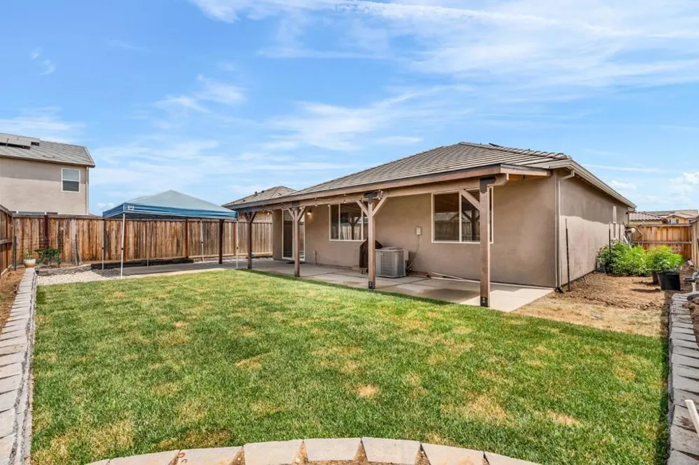 673 Dorset Drive Patterson, CA 95363