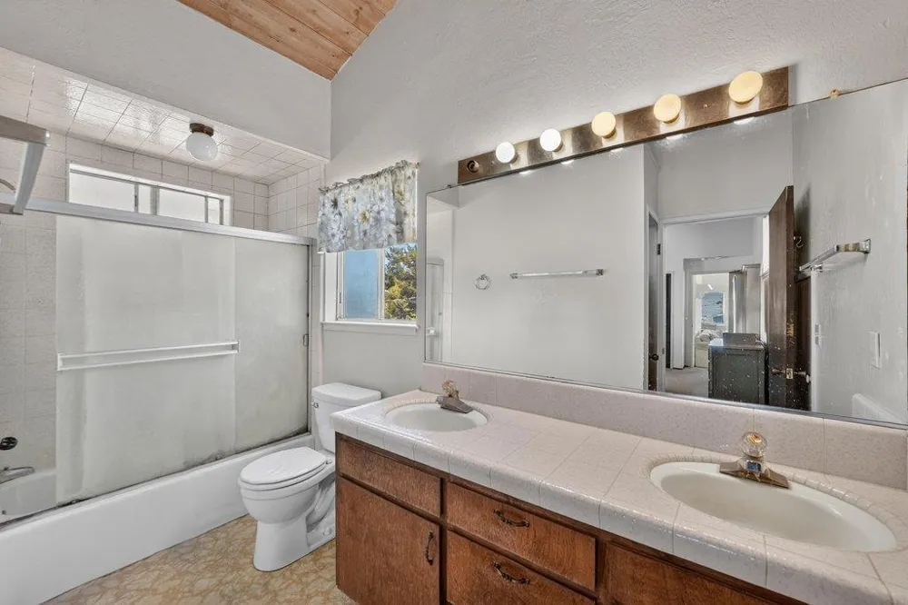 181 Mar Vista Drive Aptos, CA 95003