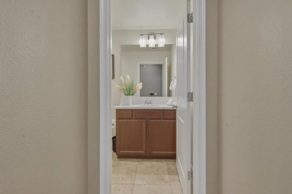 420 Alicante Drive Hollister, CA 95023