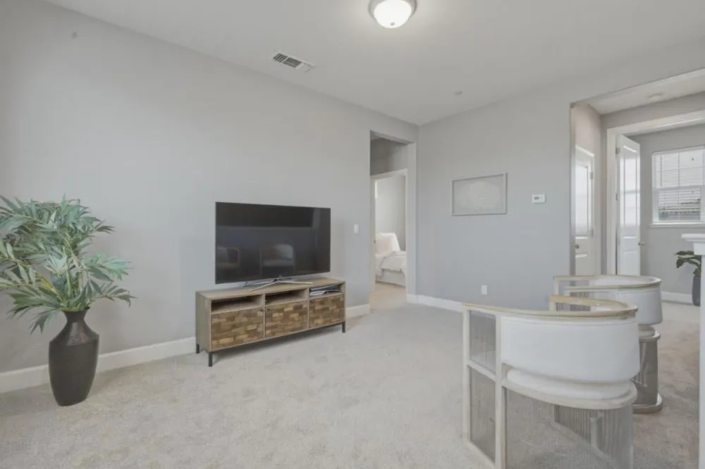 420 Alicante Drive Hollister, CA 95023