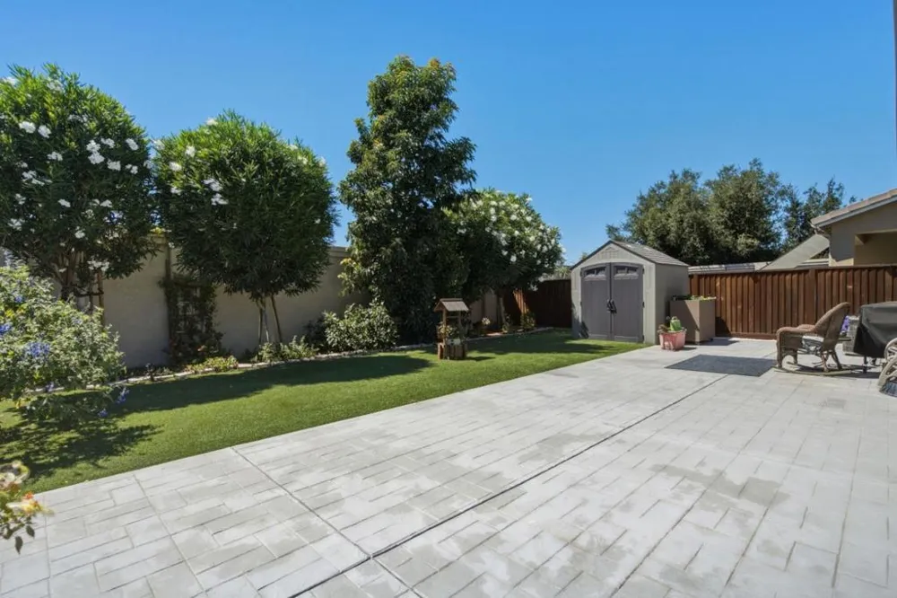 420 Alicante Drive Hollister, CA 95023