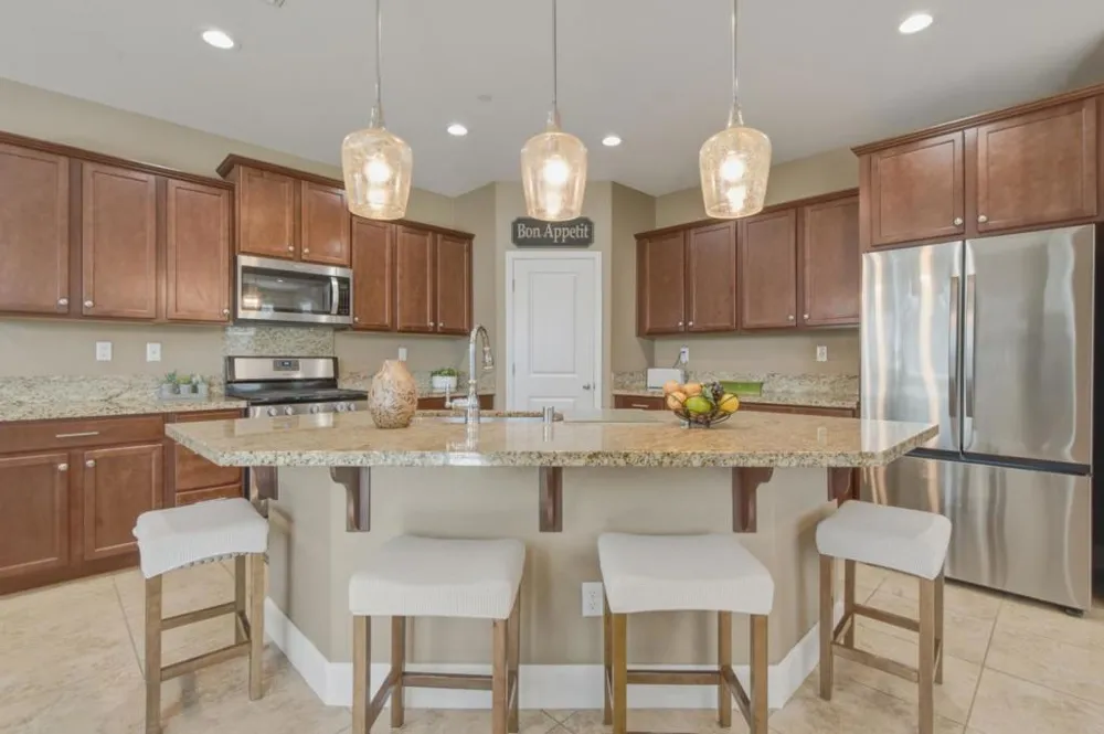420 Alicante Drive Hollister, CA 95023