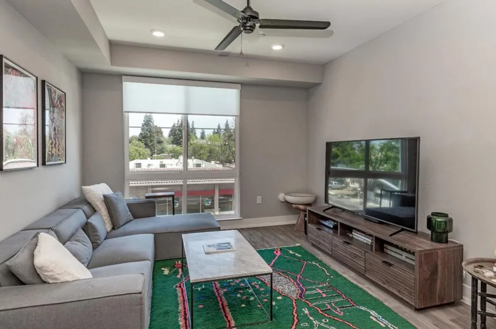 1048 Monroe Street #207 Santa Clara, CA 95050