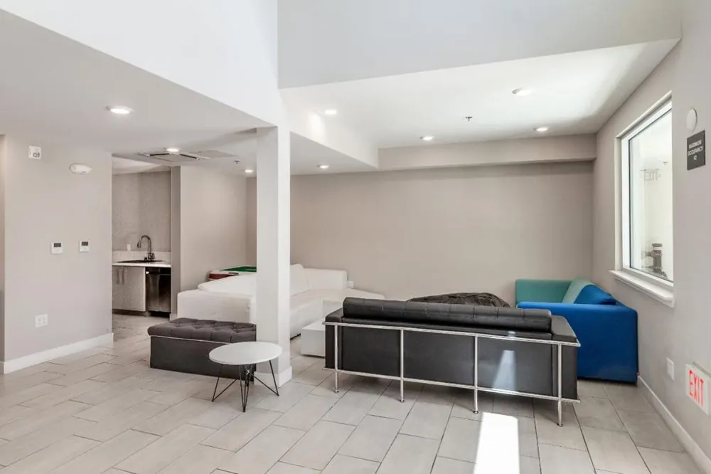 1048 Monroe Street #207 Santa Clara, CA 95050