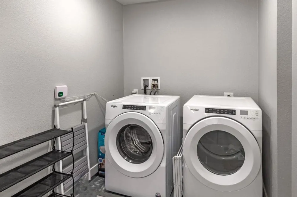 1048 Monroe Street #207 Santa Clara, CA 95050